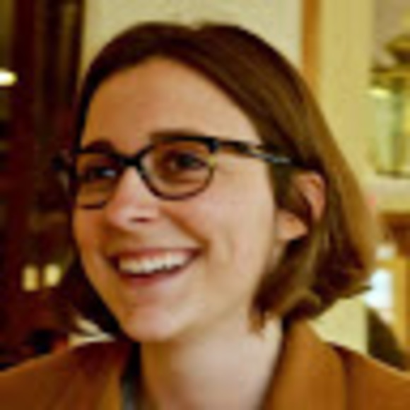 Meet your Posher, Emily - Picture 1 of 1